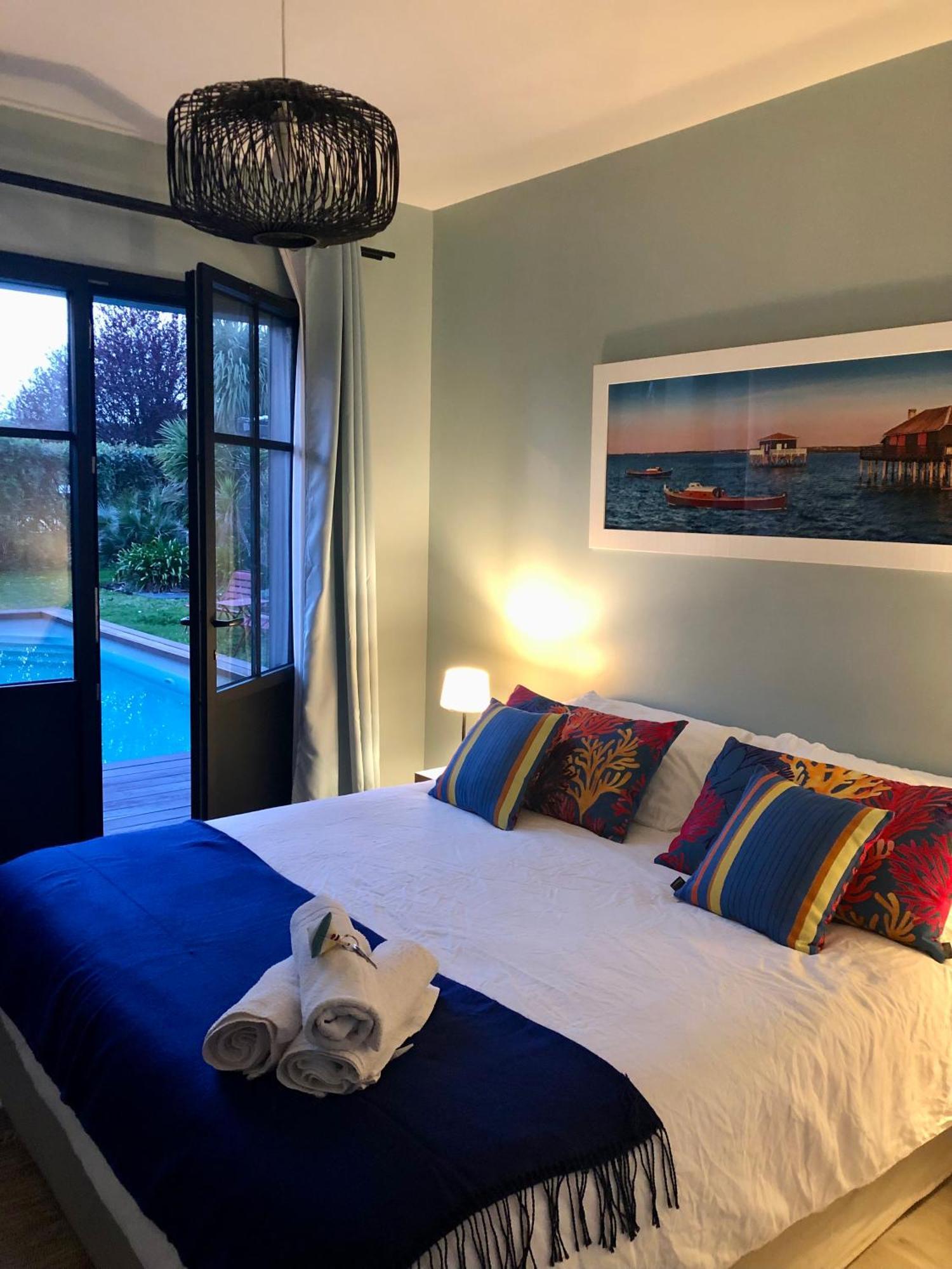 Double Room with Pool View,1567041539:JPEG